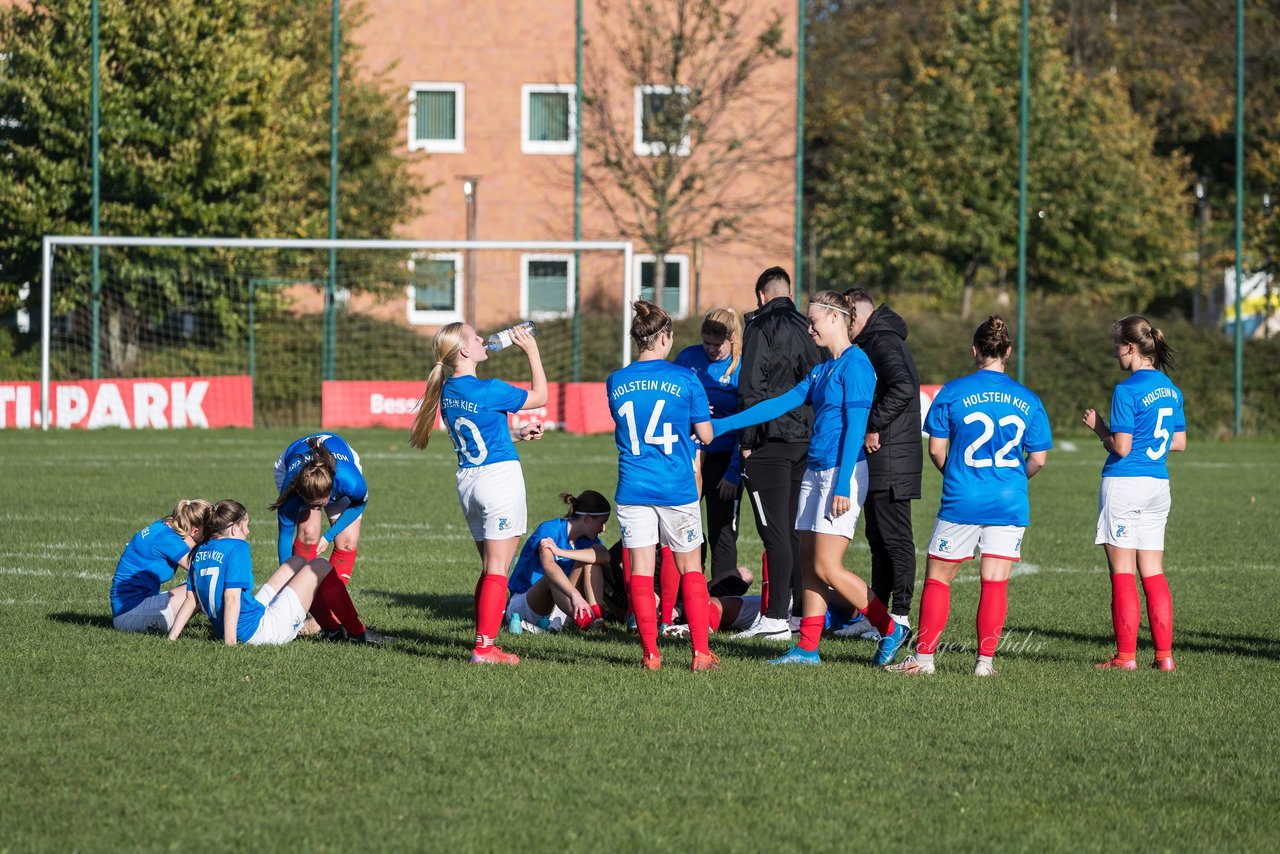 Bild 112 - F Holstein Kiel 2 : SV Frisia Risum-Lindholm : Ergebnis: 0:5